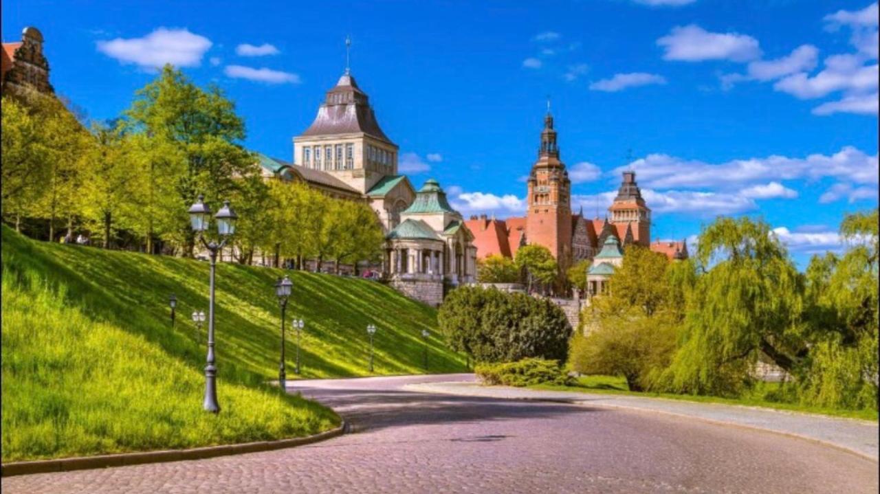Old Town Resort Deluxe Szczecin Kültér fotó